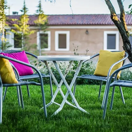 La Aldea Colorada Country house Mota del Marques