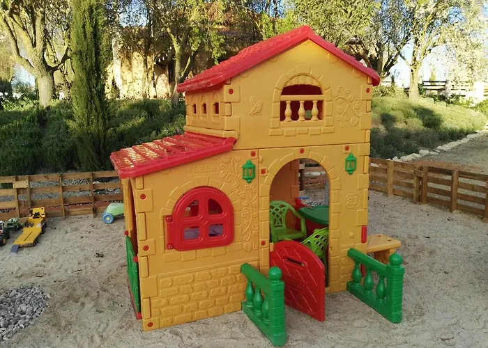 La Aldea Colorada Mota del Marqués